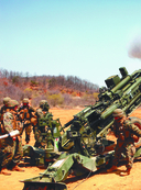 Танки, бронемашины, боевые самолеты, беспилотники — фото, картинка — 2